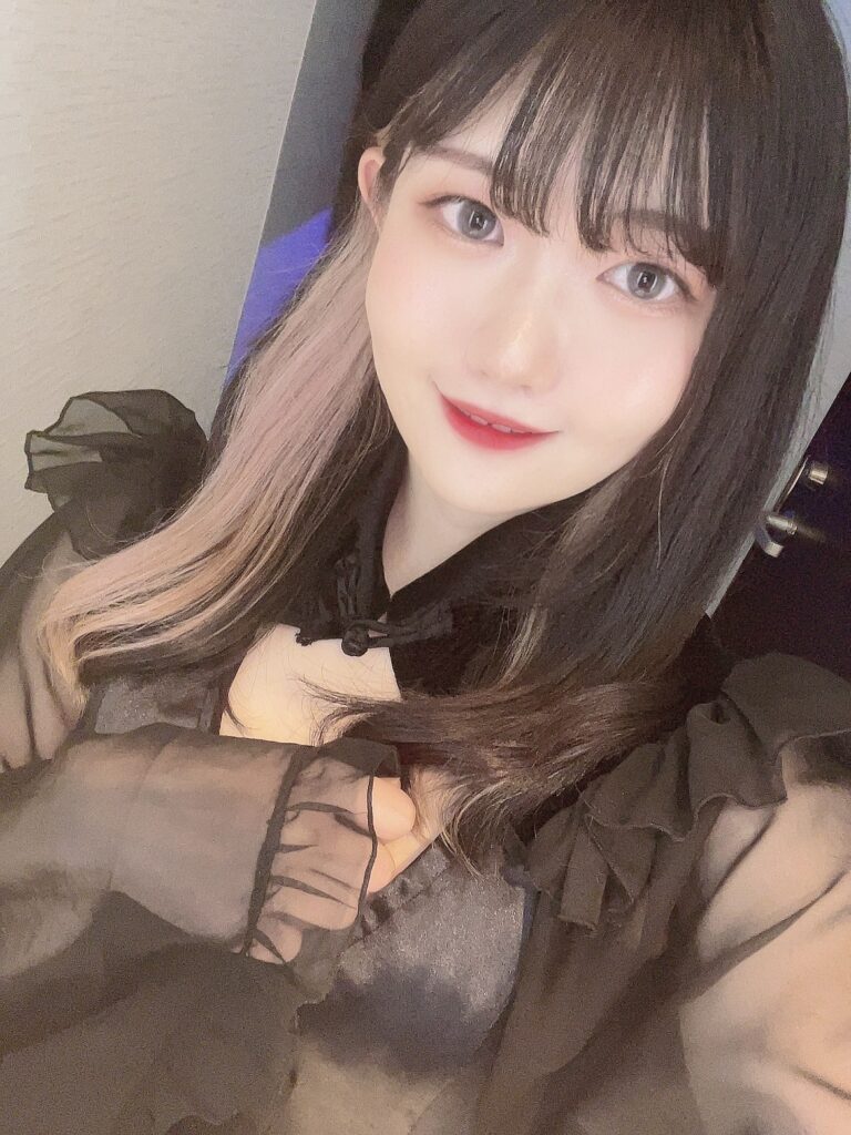 雫組 アンバランスガール 雫 - 秋葉原 GIRLS CAFE BAR ANDIA アンディア